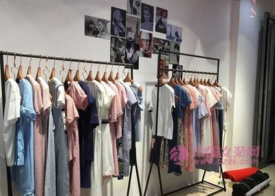 服裝導(dǎo)購(gòu)如何處理顧客的砍價(jià)問(wèn)題?應(yīng)對(duì)砍價(jià)有7招!